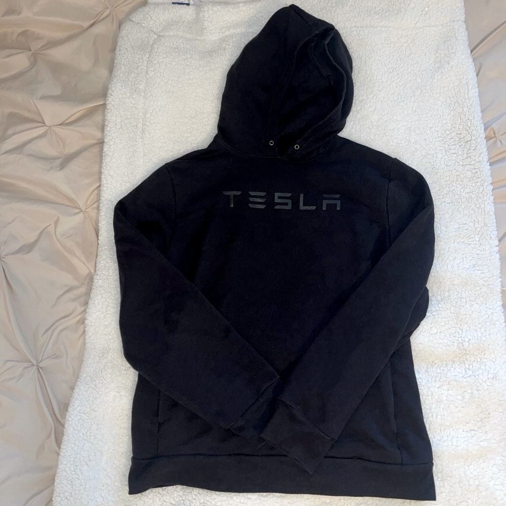 Tesla Mens sweater